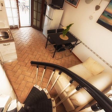 Il Tiglio Apartment Монеглия Екстериор снимка