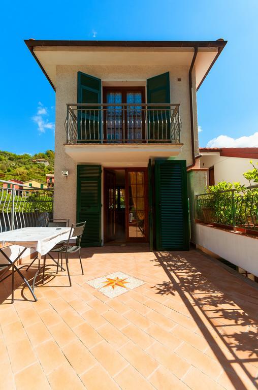 Il Tiglio Apartment Монеглия Екстериор снимка