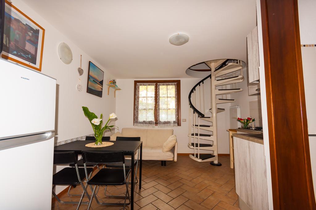 Il Tiglio Apartment Монеглия Екстериор снимка