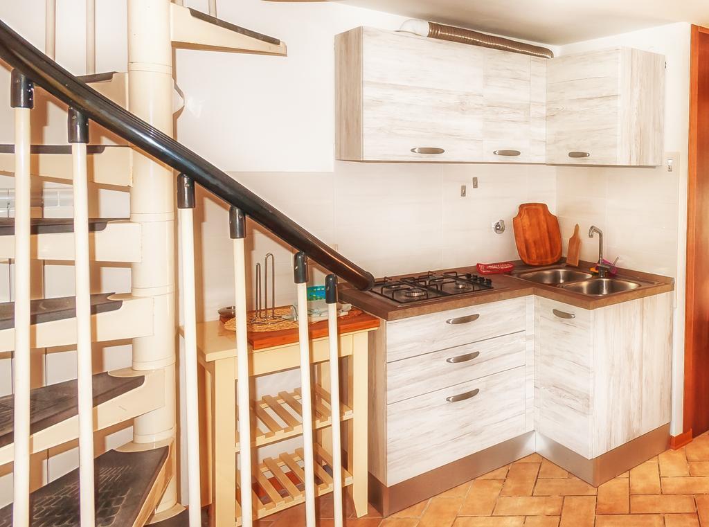 Il Tiglio Apartment Монеглия Екстериор снимка